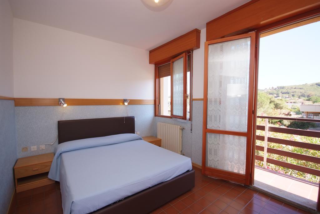 Residence Elite Марина-ді-Кампо Номер фото